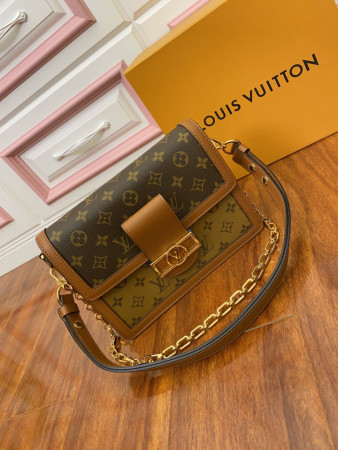 LV DAUPHINE MM M44391 9.8 x 6.7 x 4.1 inches