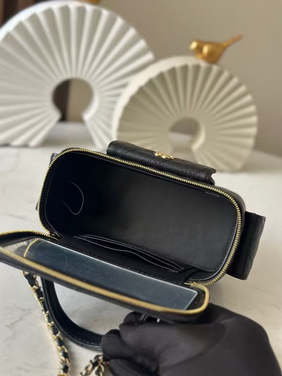 Ch*el vanity case 17cm