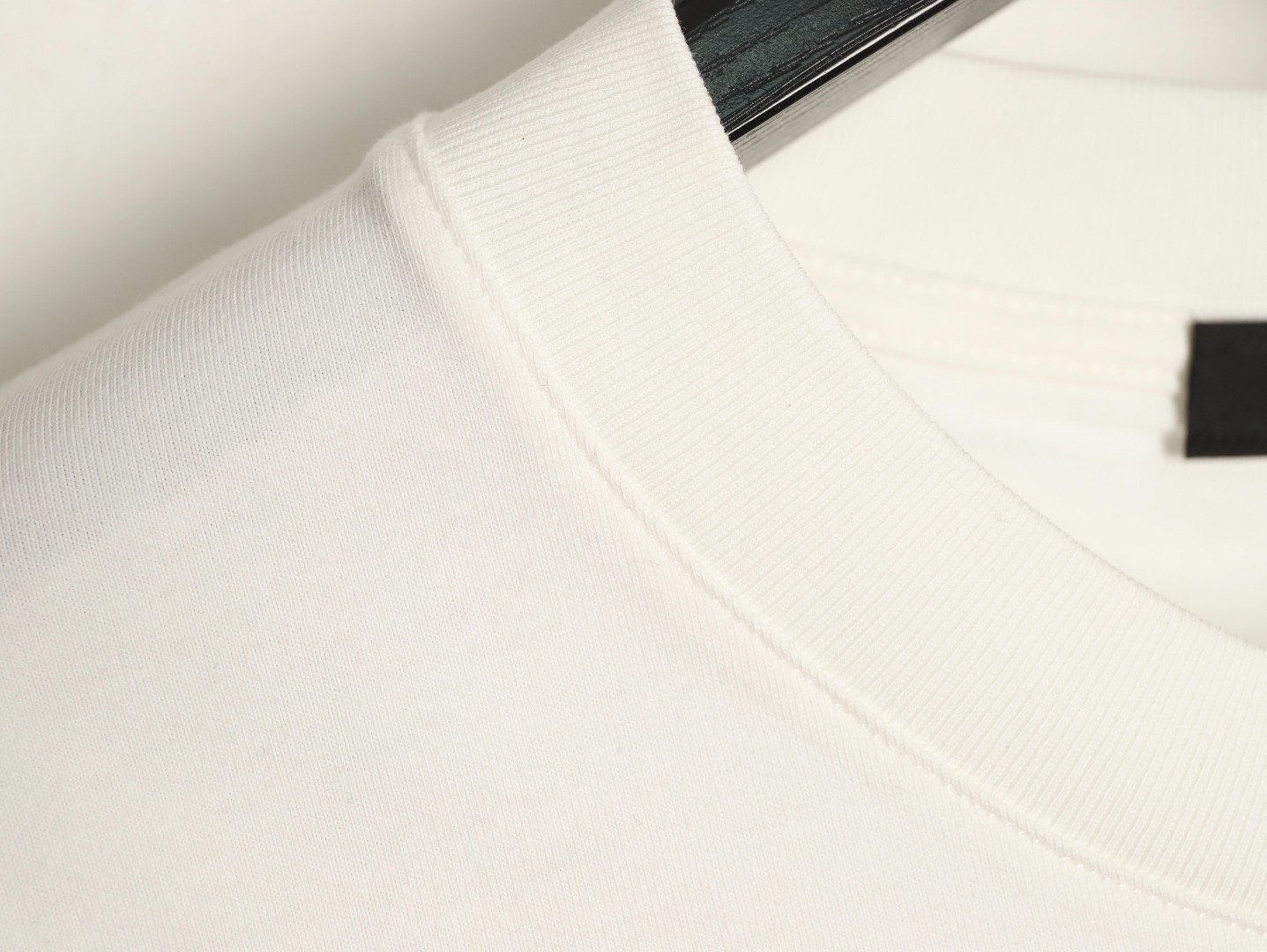 Pra*a long-sleeved t-shirt