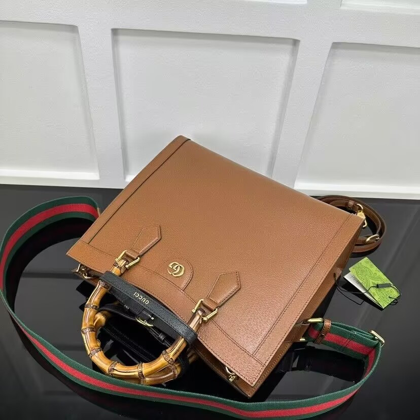 G*u*i diana large tote bag 35x30x14 cm