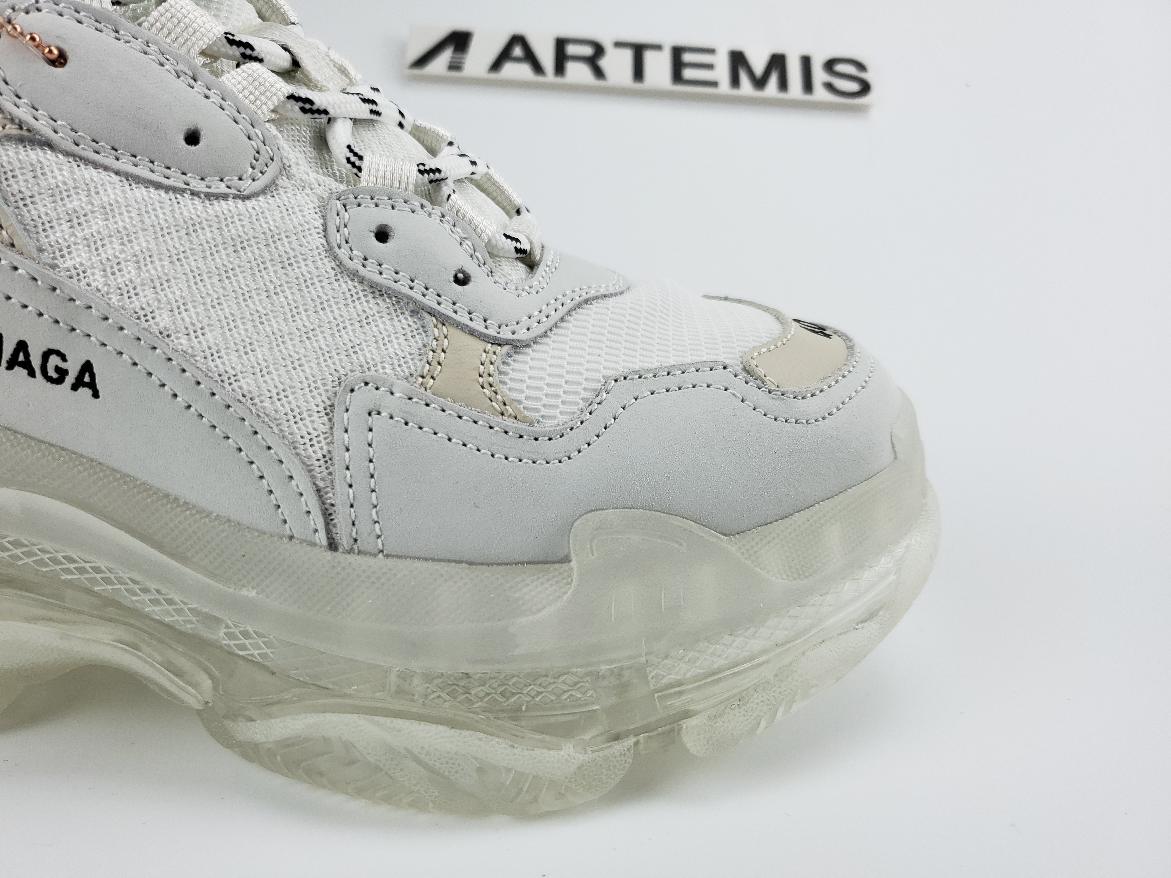 Balenciga Triple S Clear Sole White