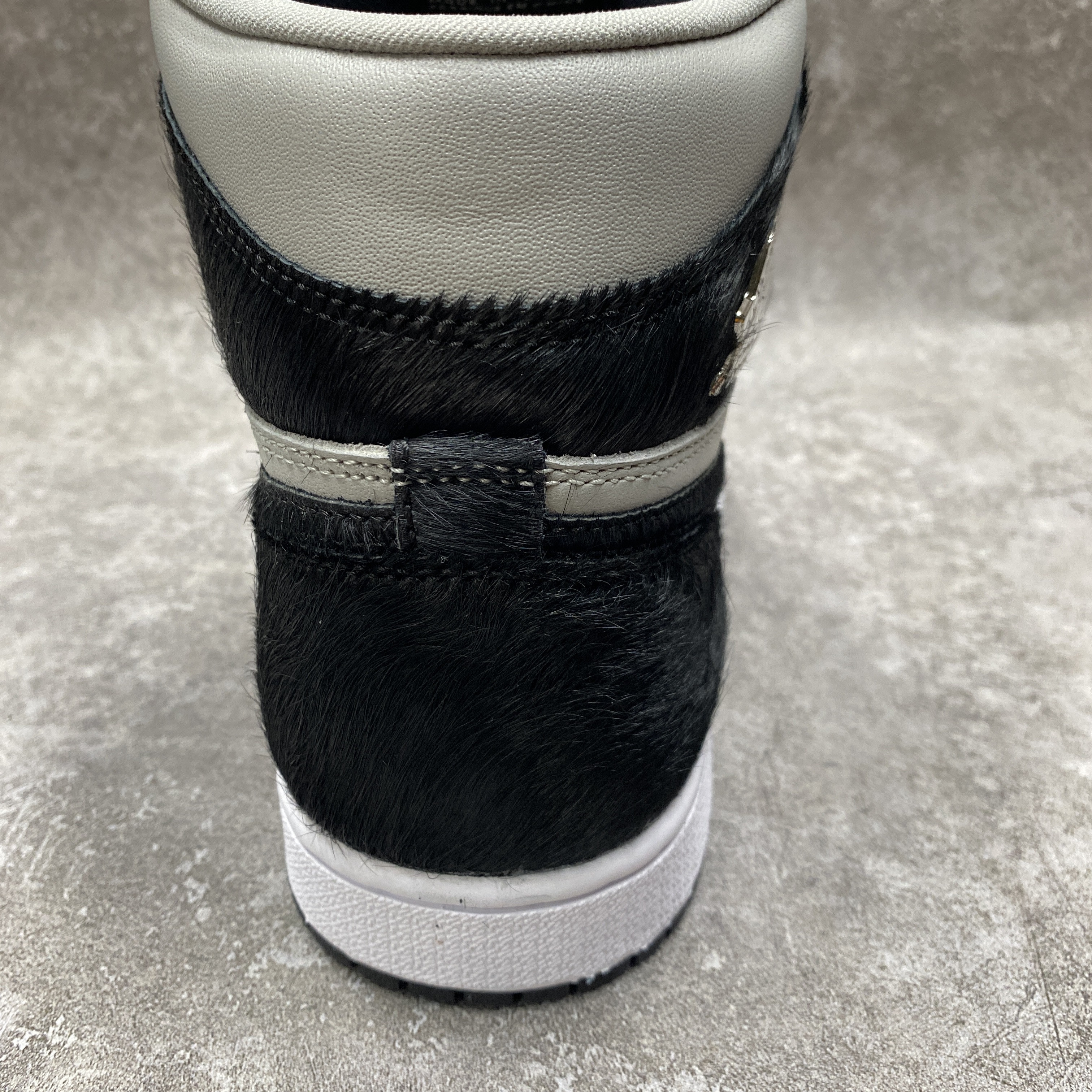 Airi Jordan 1 Retro High OG Twist 2.0