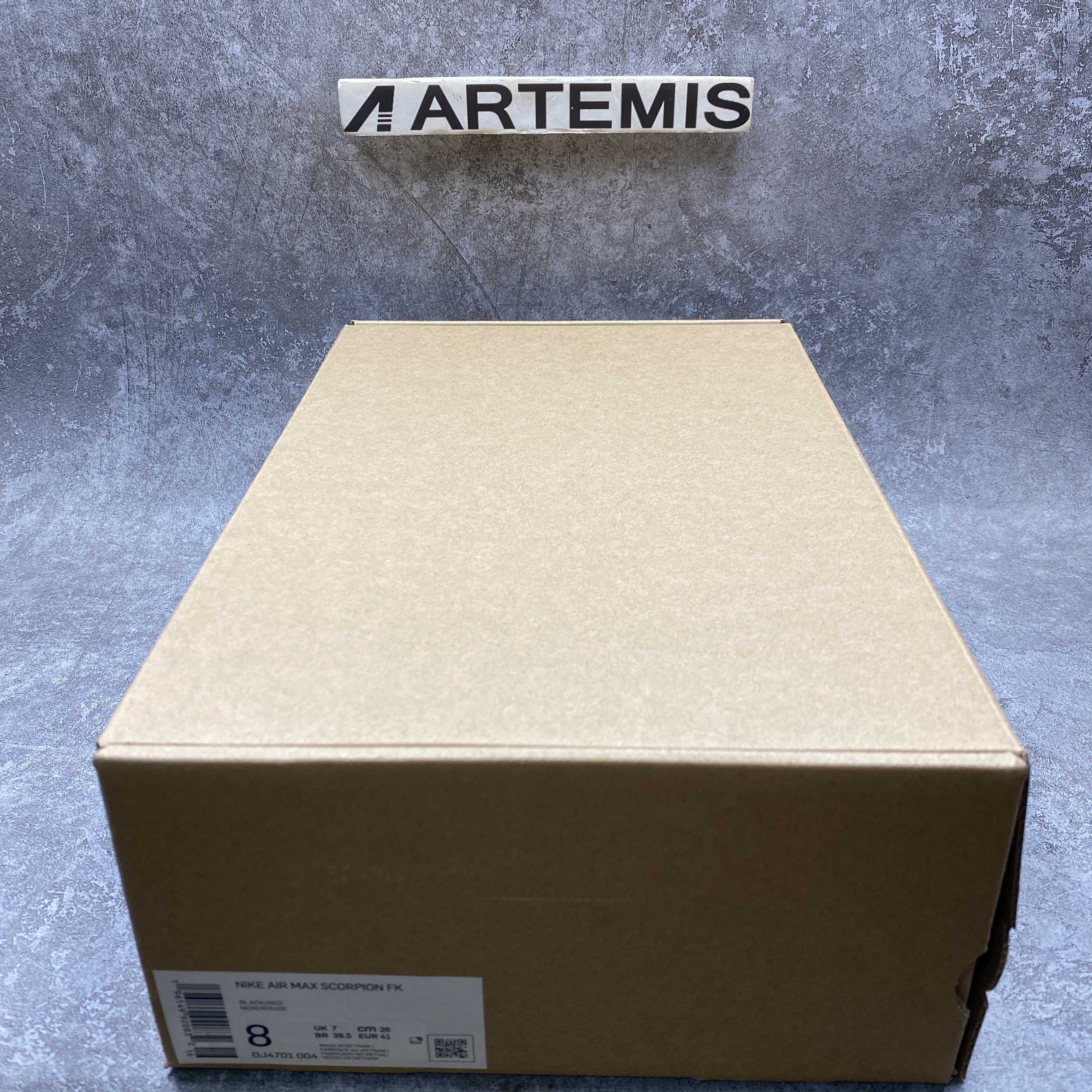 Nike Air Max Scorpion Flyknit Bred