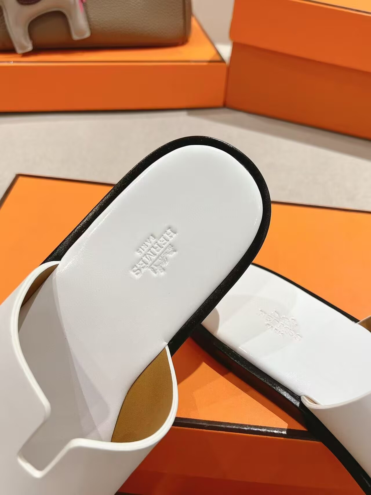 UA Hermès Izmir sandal