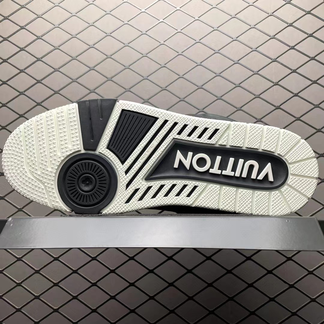 ua l0*is V*t0n lv skate sneaker black white