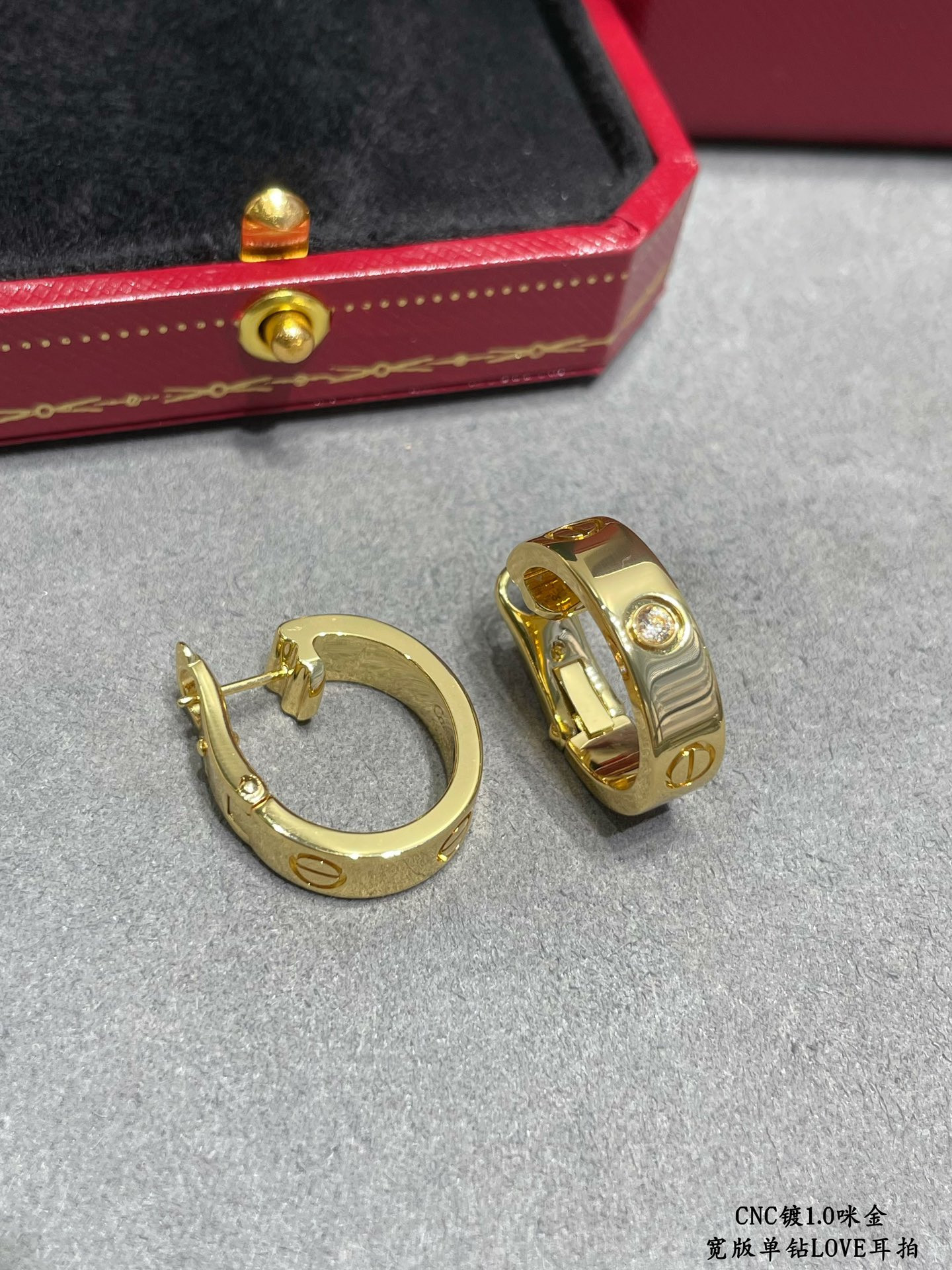 ca*t*er wide version single Di*m*nd love earrings