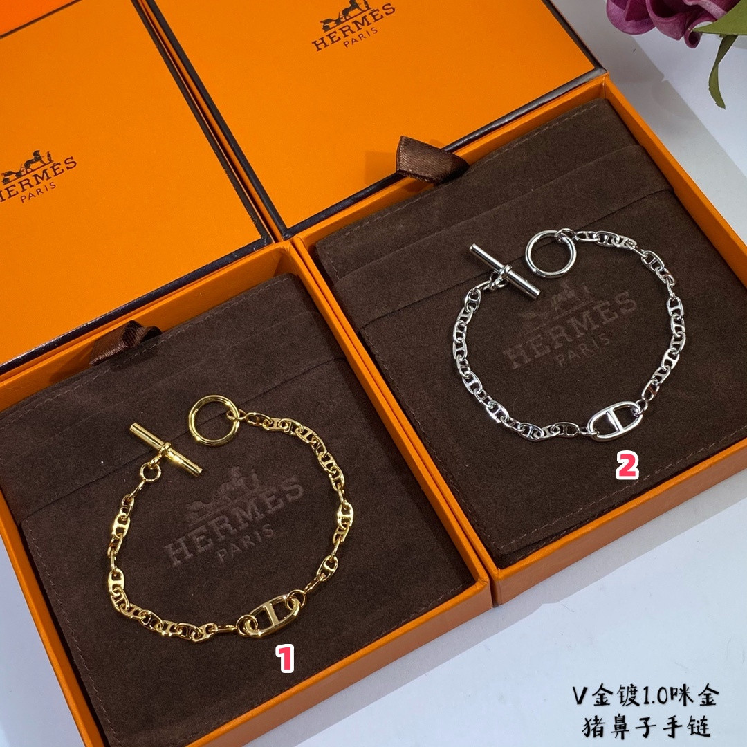 H**mes thick chain pig nose bracelet