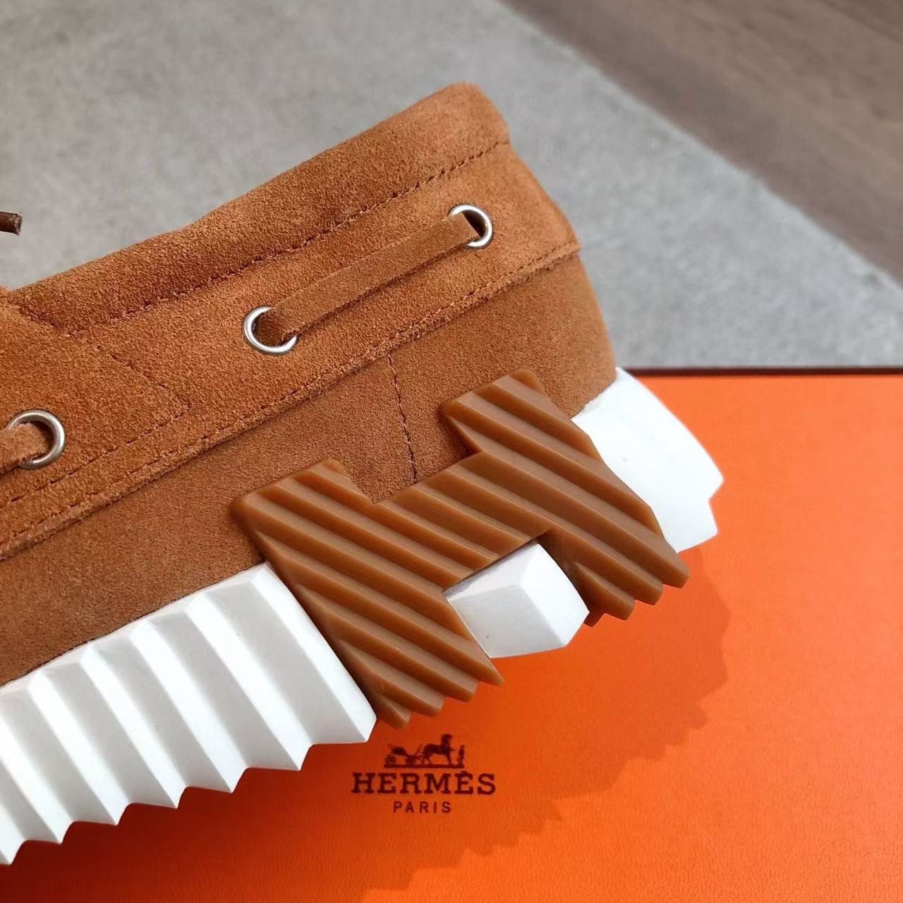 UA Hermès Ketch sneaker