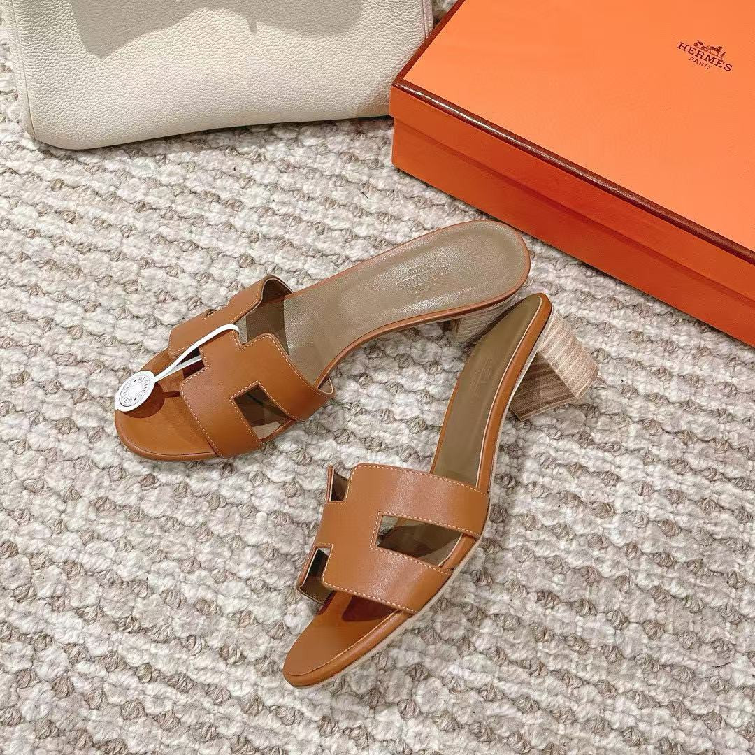 UA Hermès Oasis Sandal