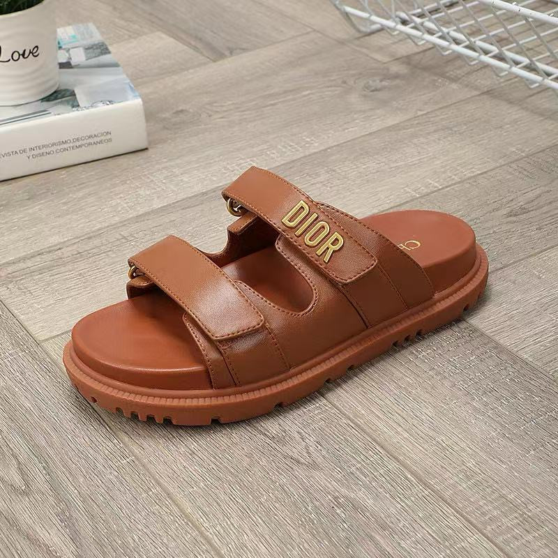 ua D*or D*oract sandal