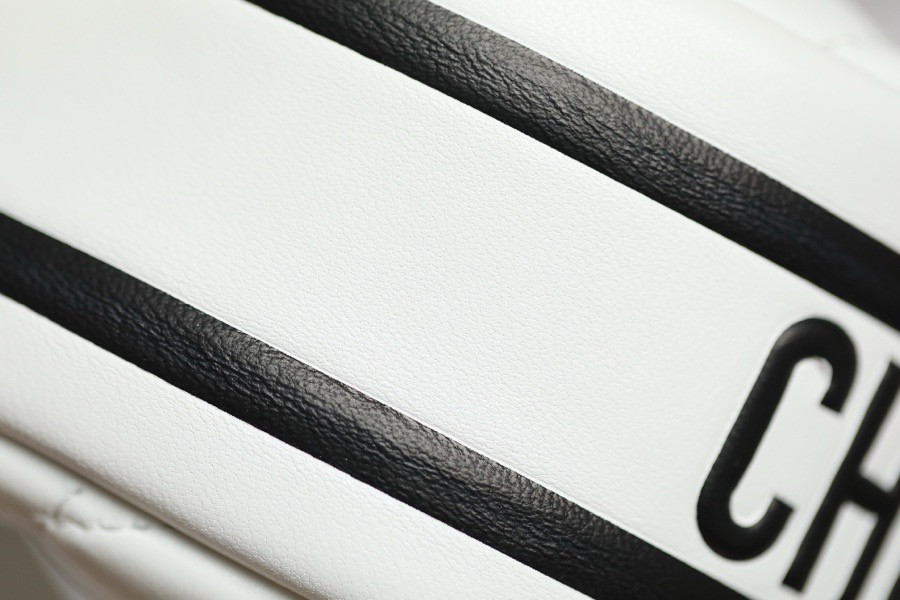 lambskin cannage small D*or vibe hobo bag white