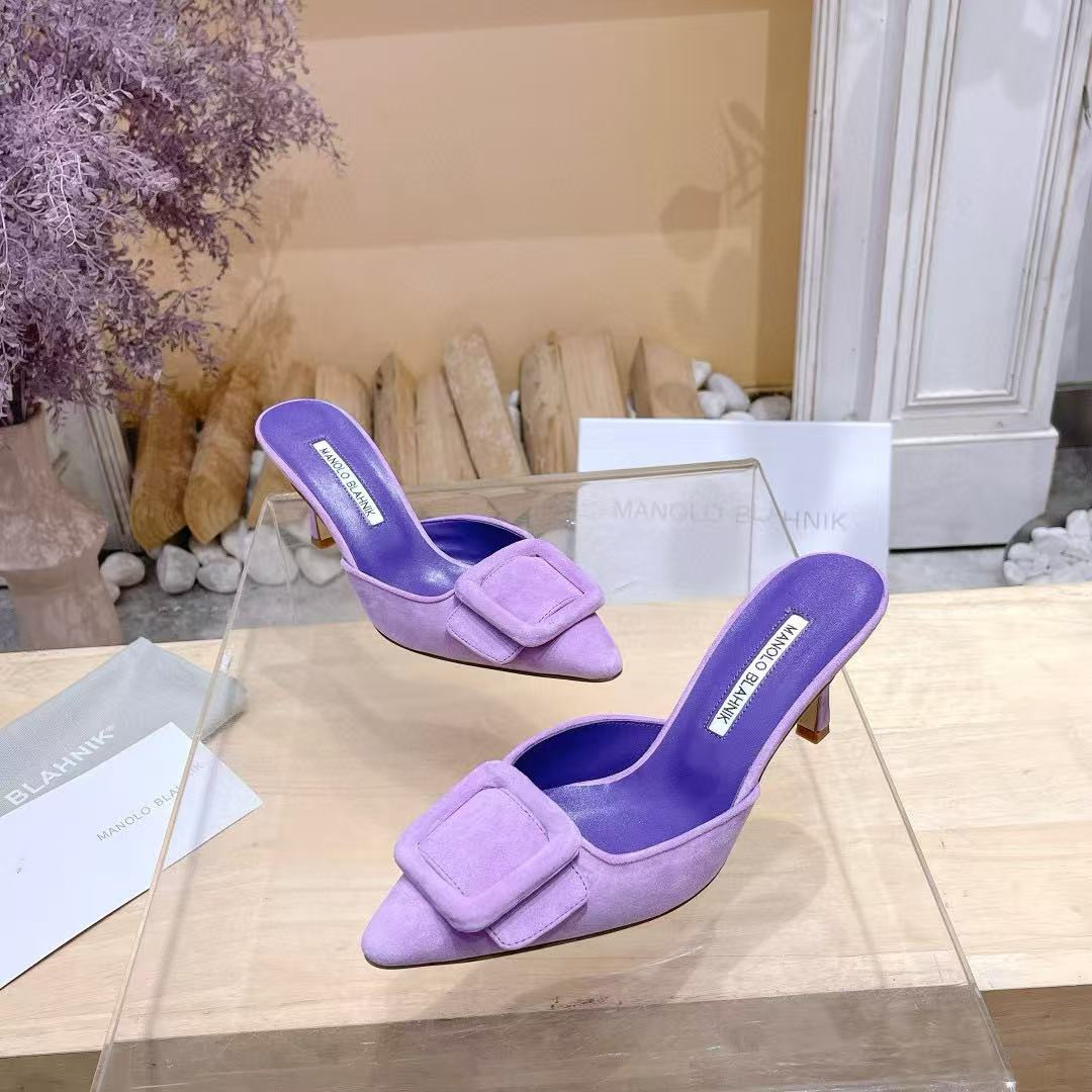 UA Manolo Blahnik Mules 7.5cm