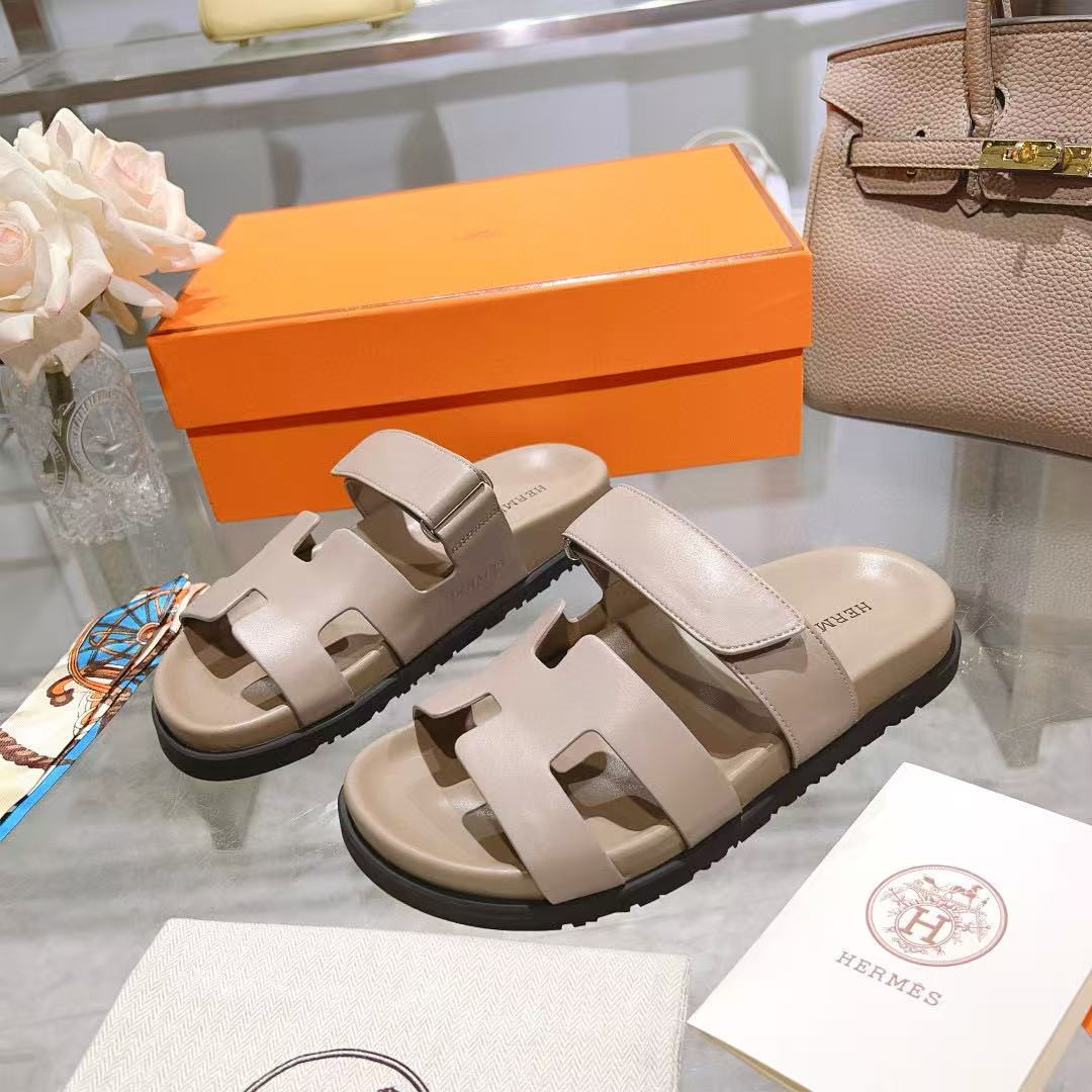 UA Hermès Chypre Sandal