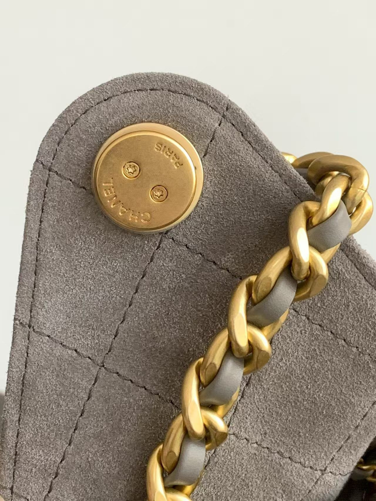 Ch*el 25c bucket bag 26x30x14cm