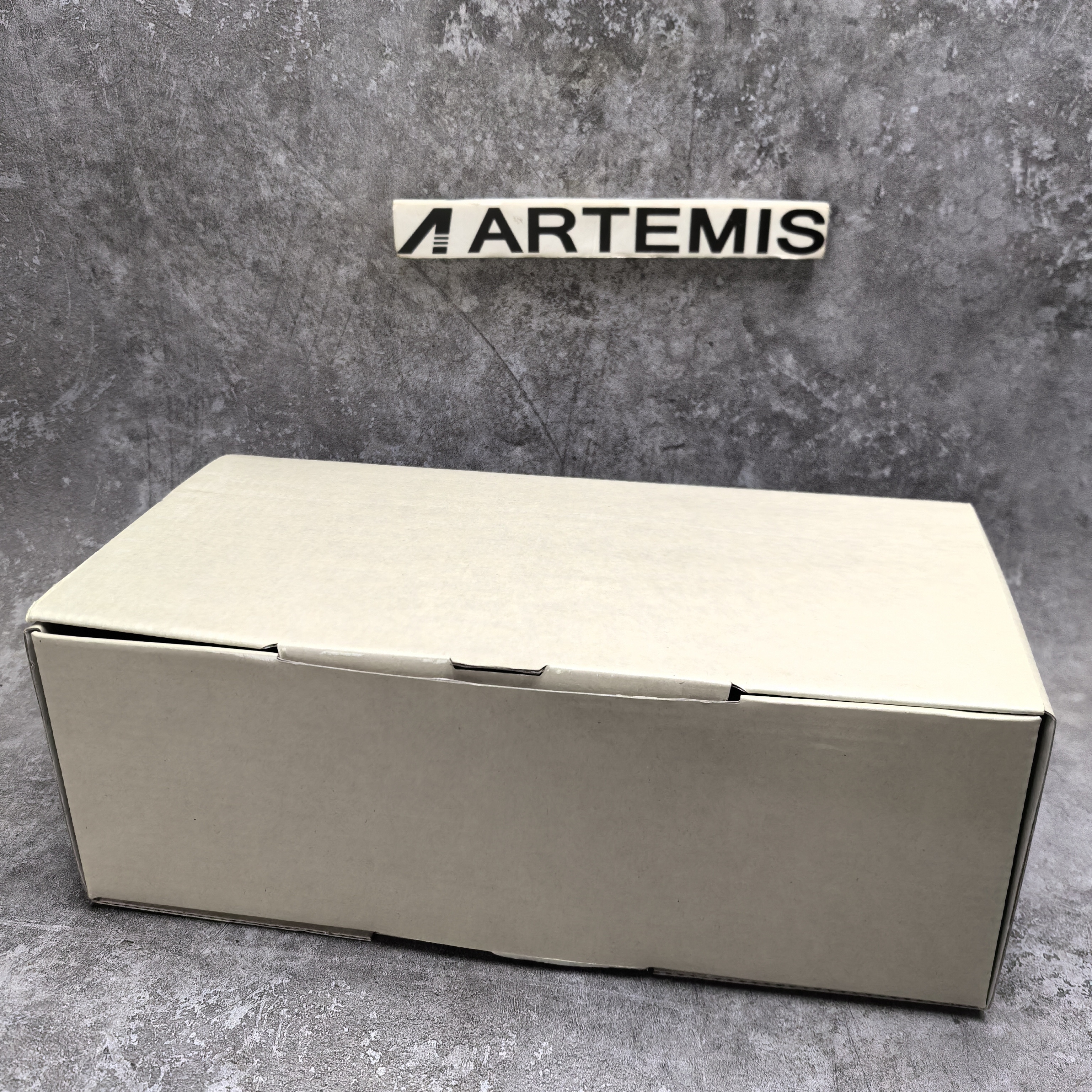 UA Golden Goose Sneaker