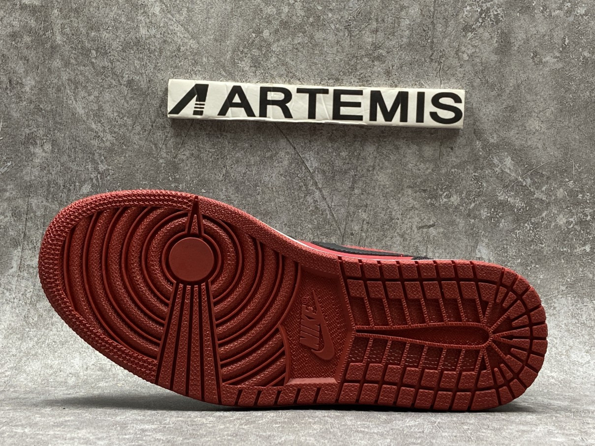 Air Jordan 1 Low Black Gym Red