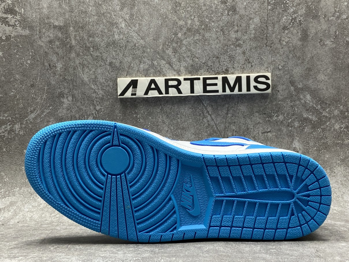 Air Jordan 1 Retro High UNC