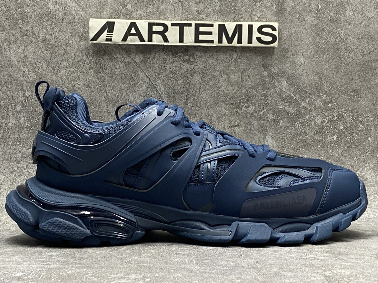 Balenciga Track Blue Pearl