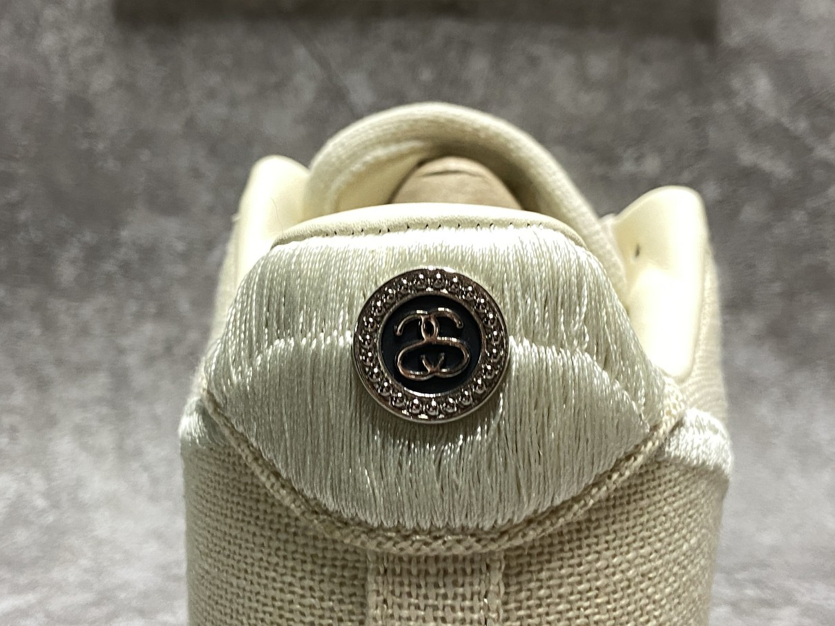 Nike Air Force 1 Low Stussy Fossil