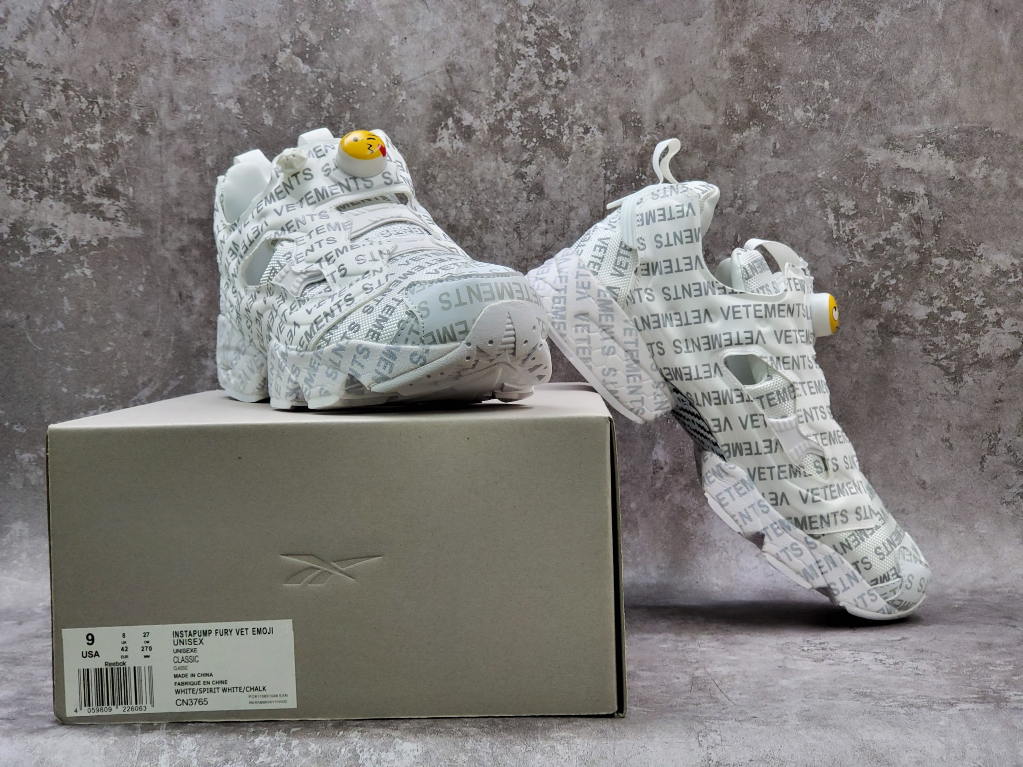 Reebok VETEMENTS x InstaPump Fury 