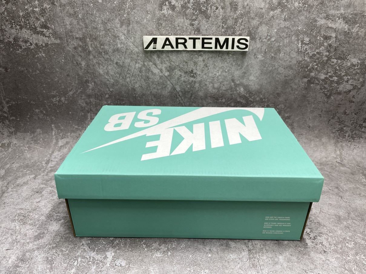 Nike SB Dunk Low Binary Blue