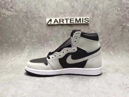 Air Jordan 1 Retro High Black White Light Smoke Grey