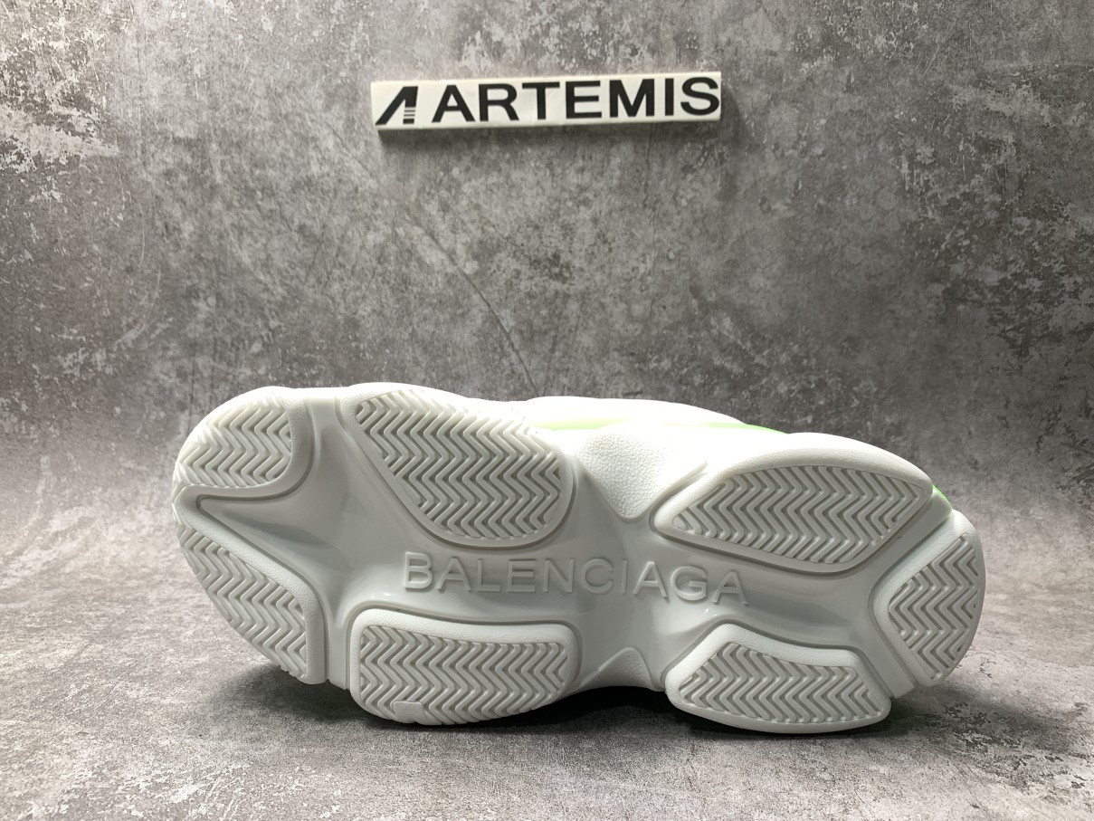 Balenciga Wmns Triple S Sneaker Fluo Green