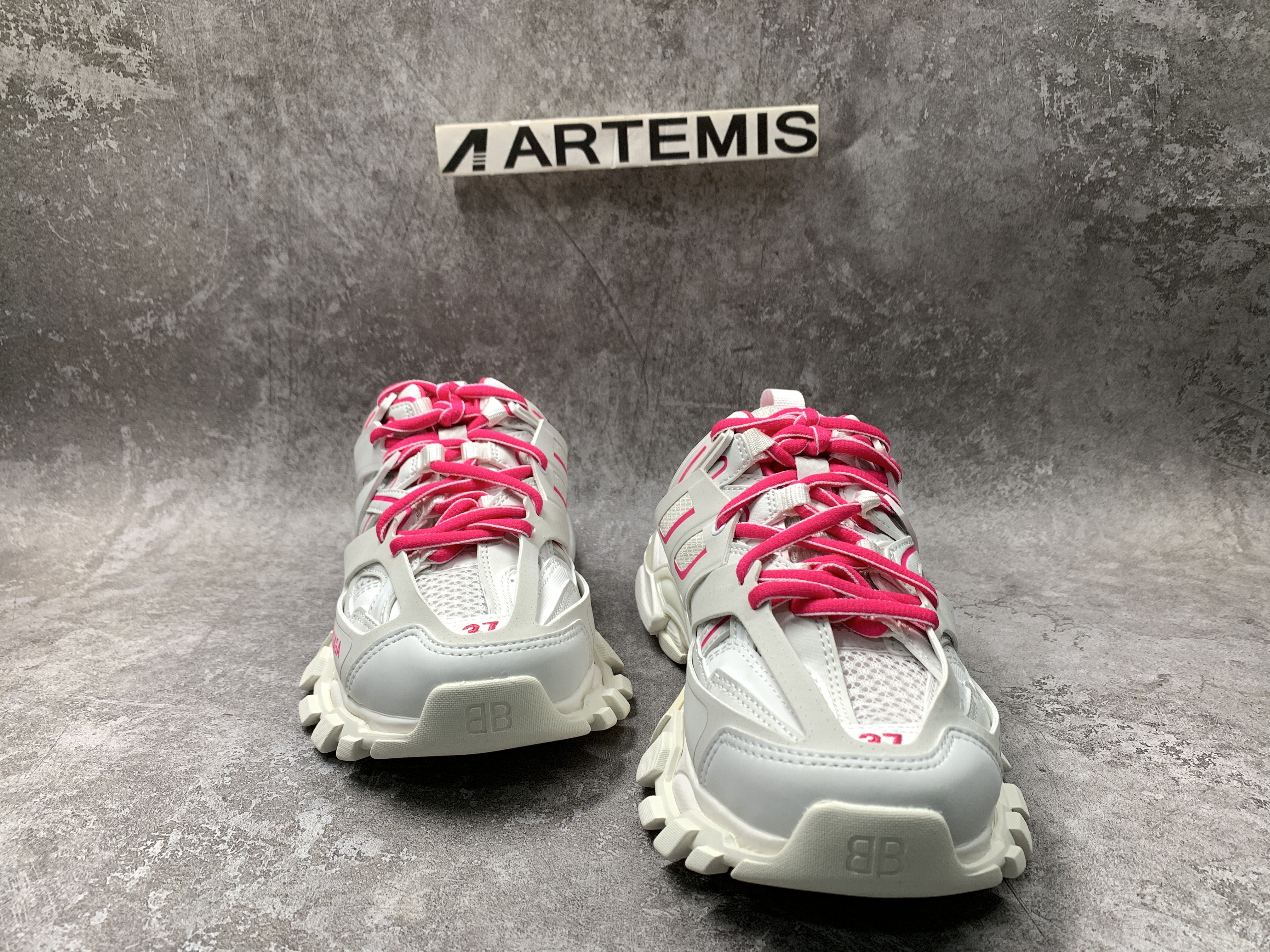 Balenciga Track Mule White Pink