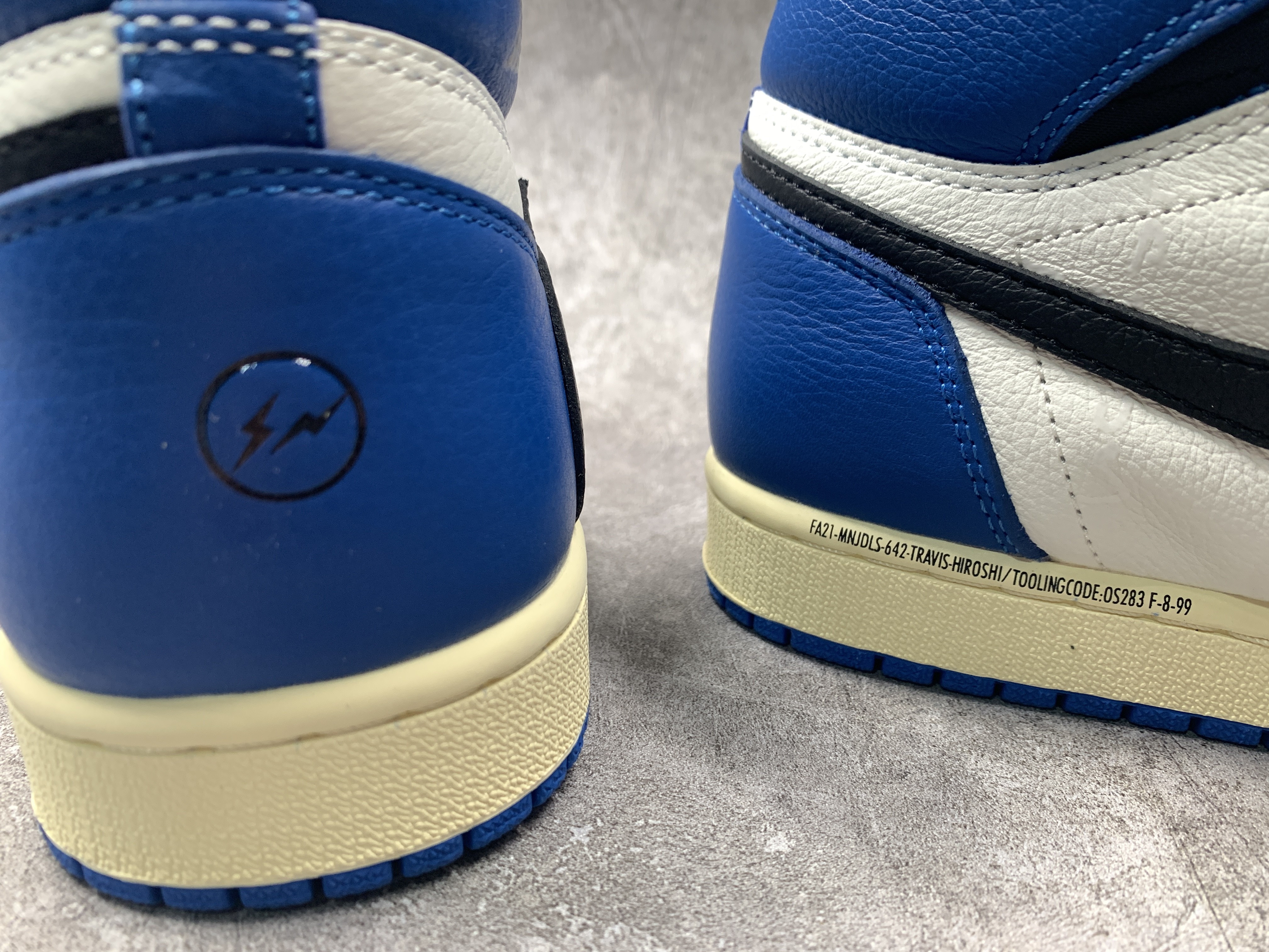Air Jordan 1 Retro High x Travis Scott x Fragment