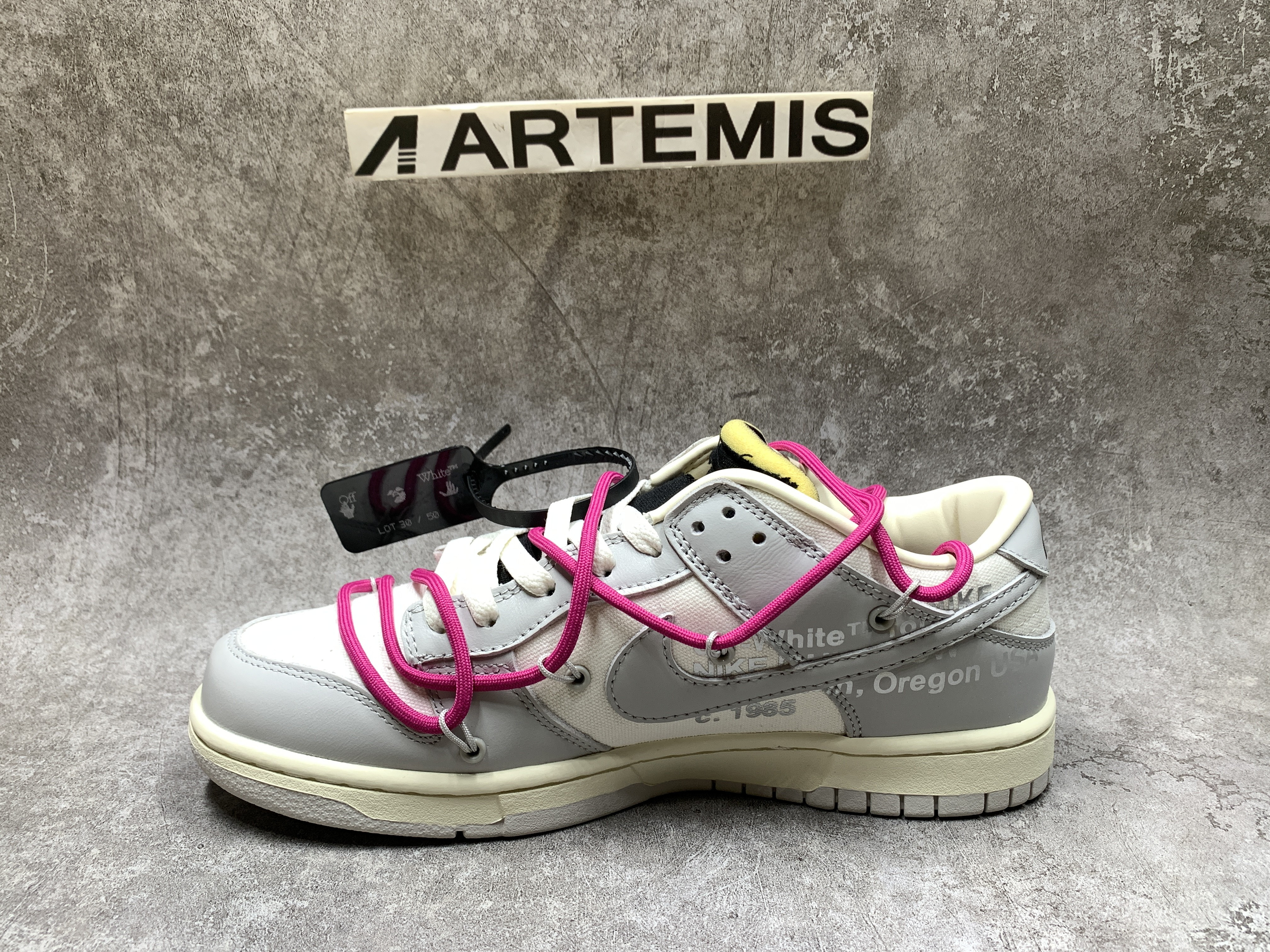 Off-White x Dunk Low Lot 30 of 50