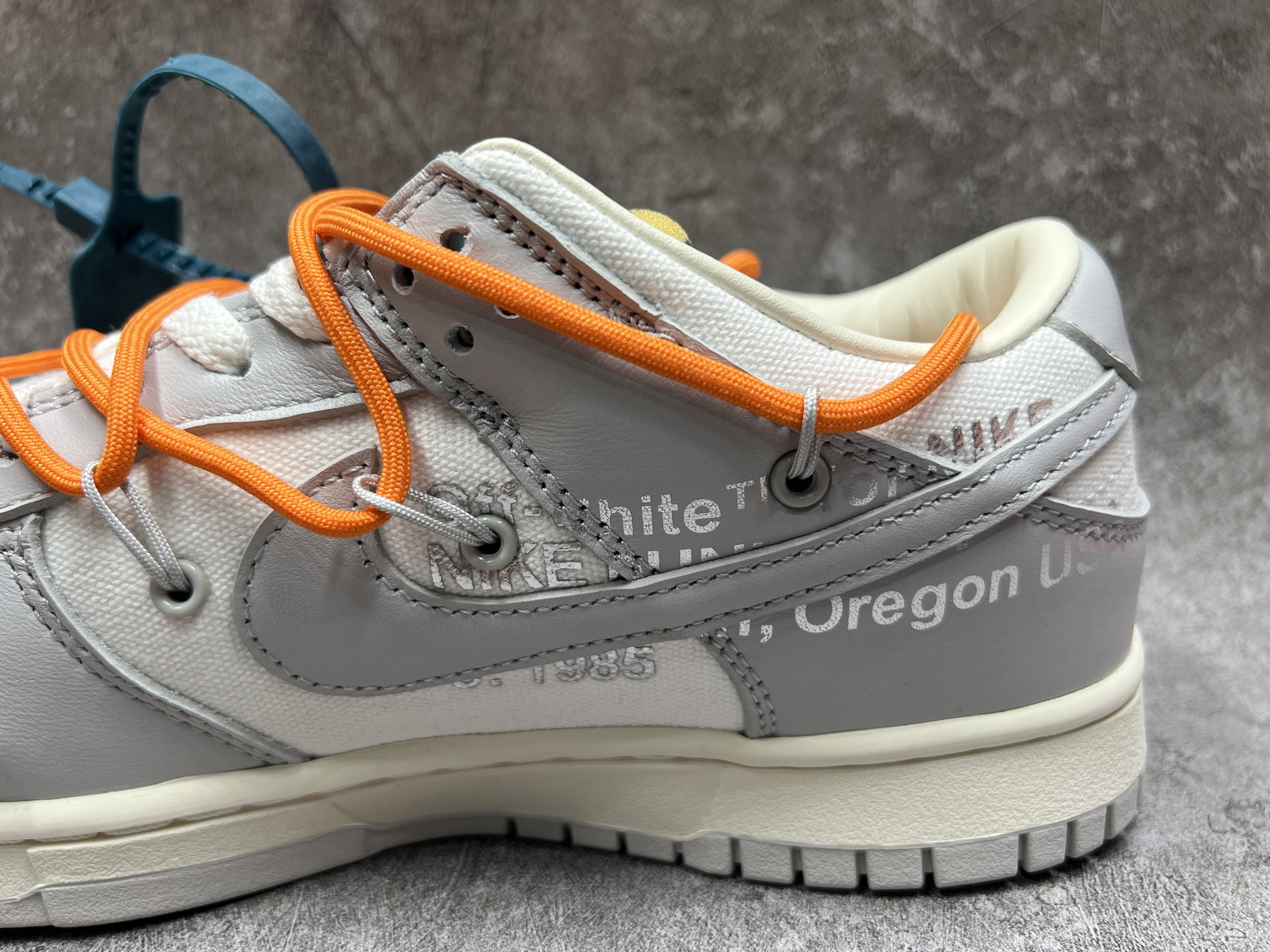 Nike Dunk Low Off-White Lot 44