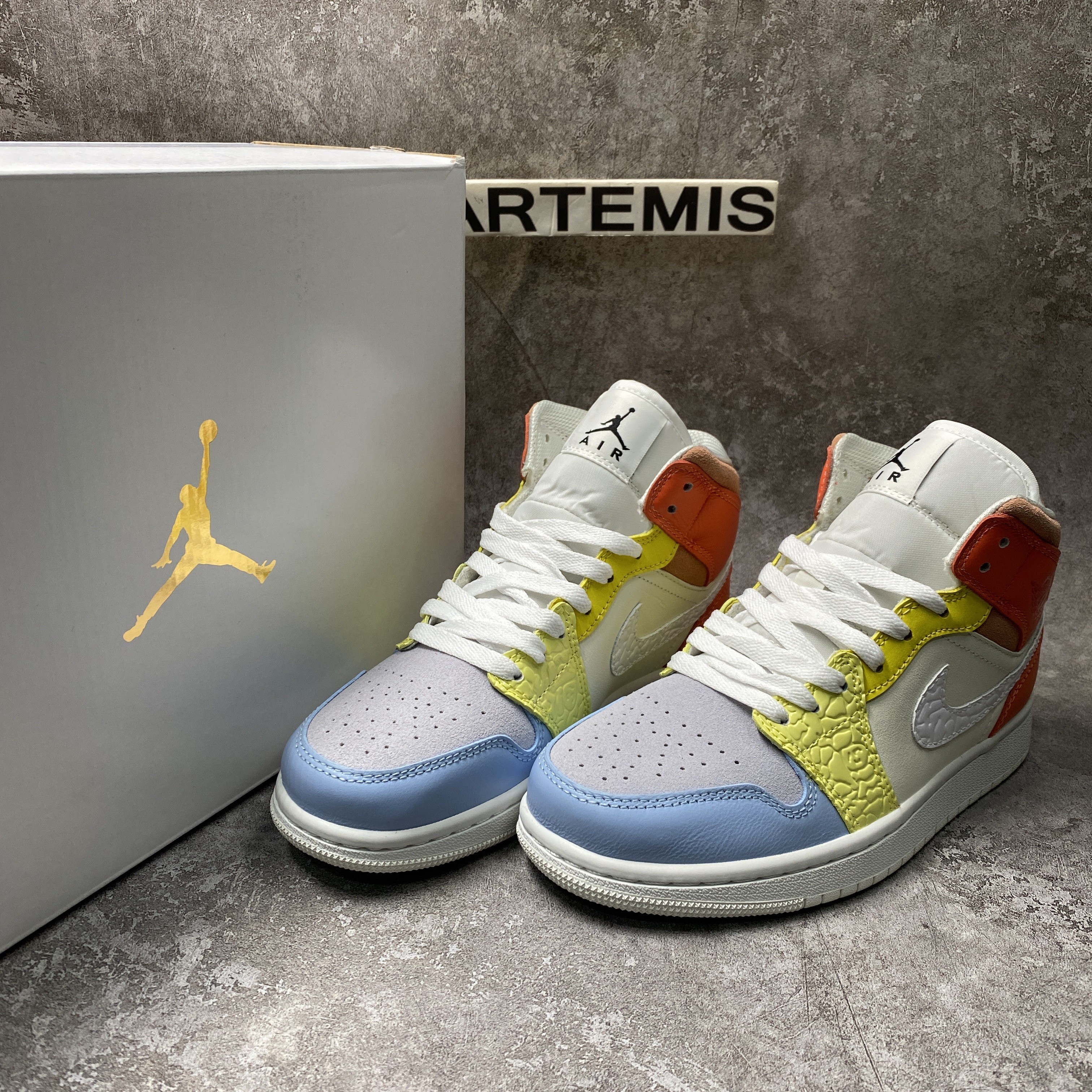 Air Jordan 1 Mid To My First Coach