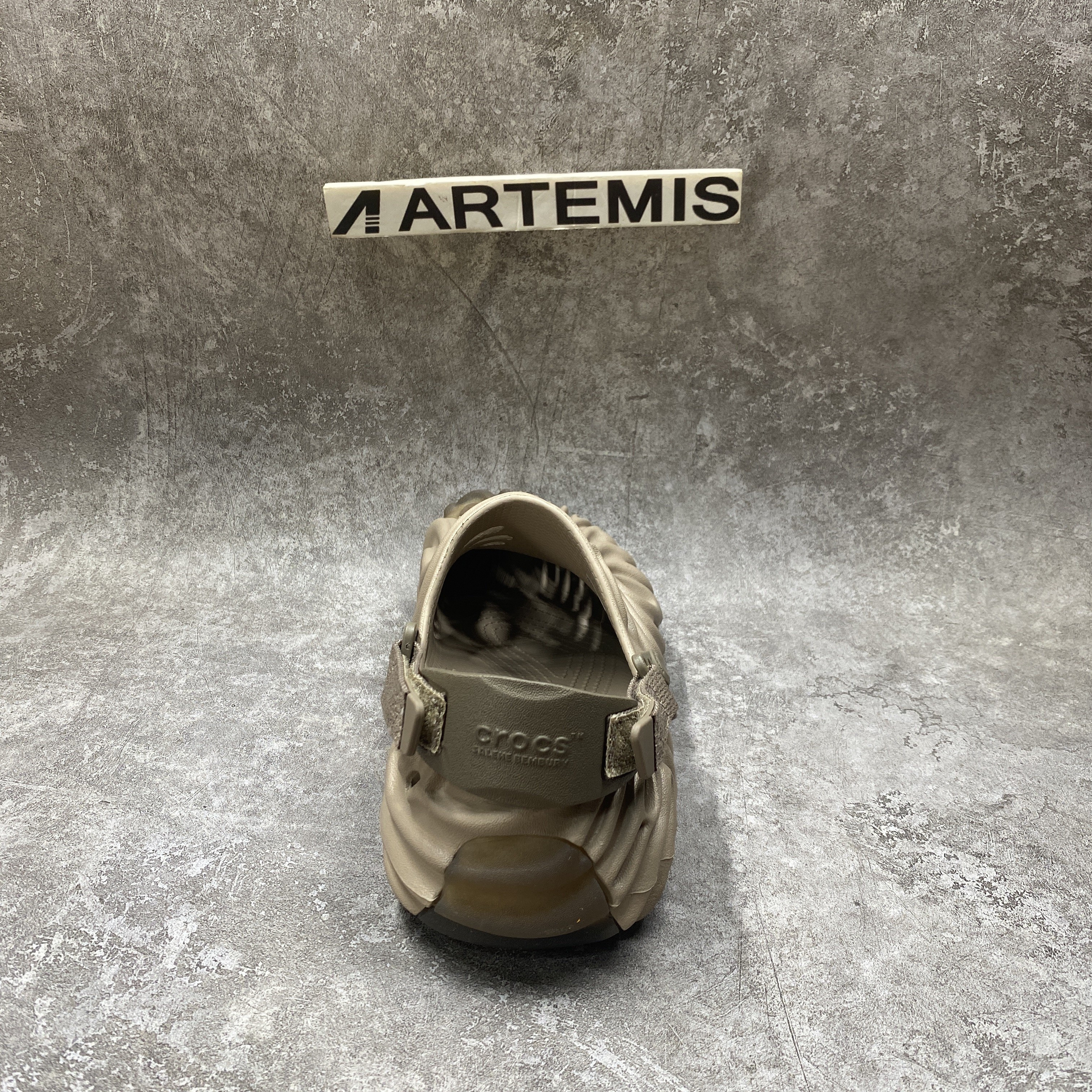 Cr*0*s pollex clog by salehe bembury menemsha