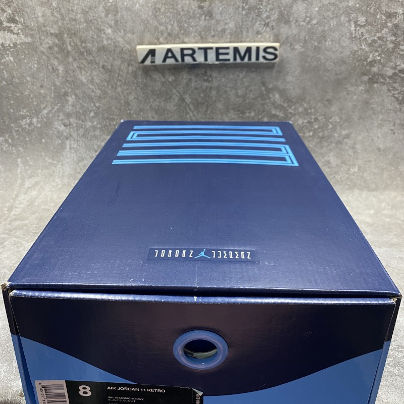 Air Jordan 11 Retro Royal Blue