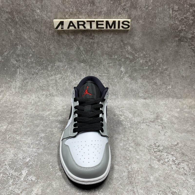 Air Jordan 1 Low Light Smoke Grey