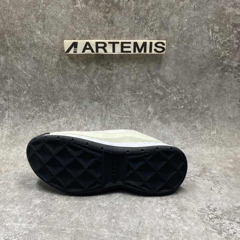 Ch*el velvet calfskin & mixed fibers sneaker ivory