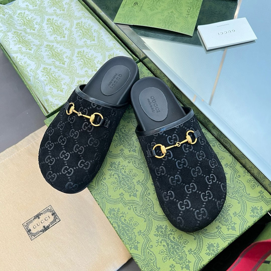 ua G*u*i women's mule with horsebit