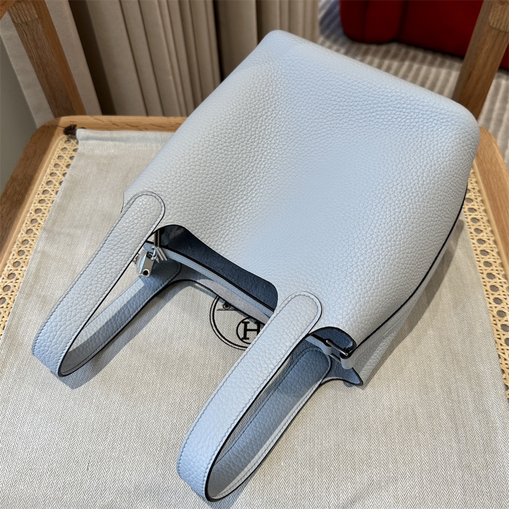 Hermès Picotin 18cm haze blue without original box