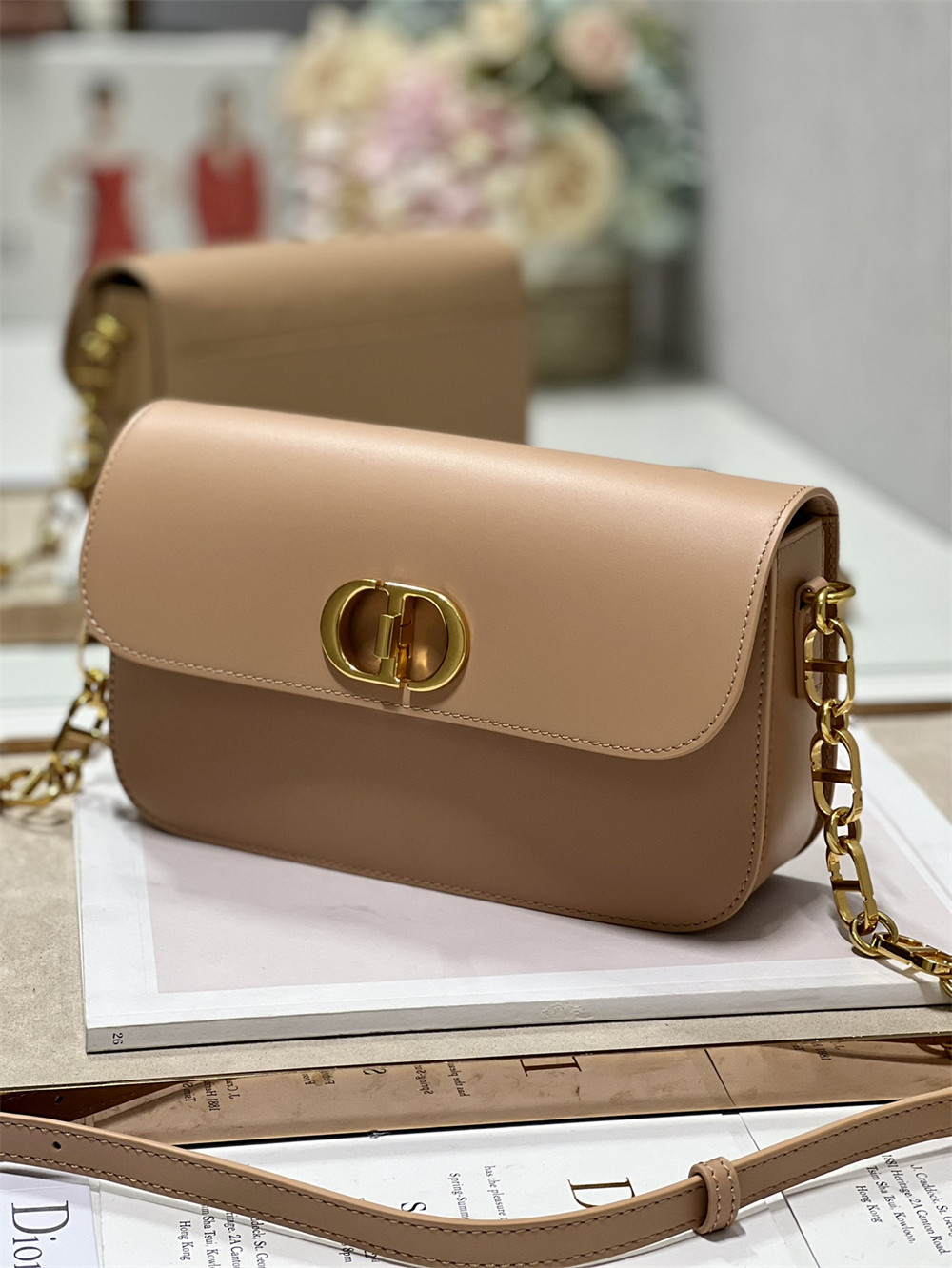 D*or 30 montaigne avenue pink 22.5 x 12.5 x 6.5 cm