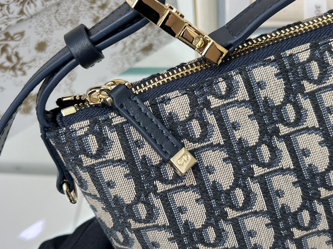 D*or travel nomad pouch blue D*or oblique jacquard