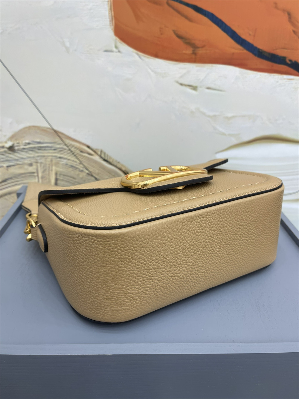 VALENTINO GARAVANI ALLTIME GRAINY CALFSKIN SHOULDER BAG APRICOT