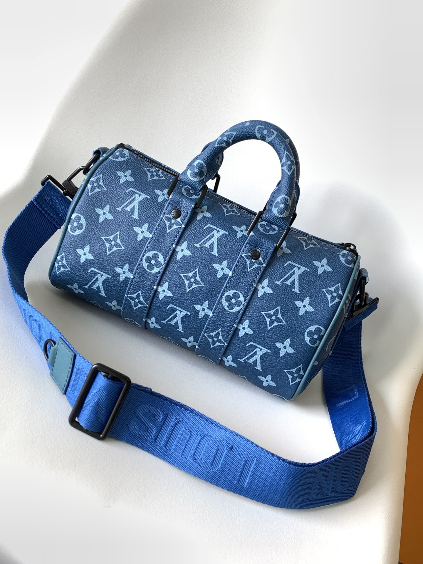 l0*is V*t0n keepall bandoulière 25 m46803 9.8 x 5.9 x 4.3 inches