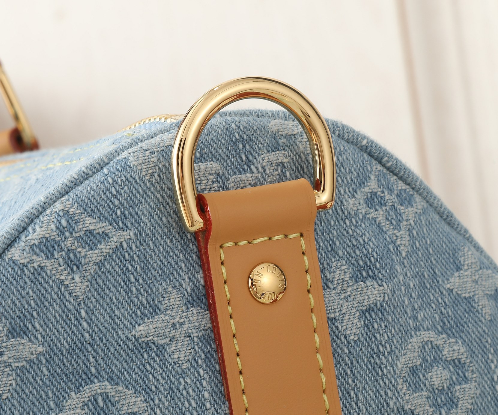 LV Keepall Bandoulière 45 M25334 17.7 x 10.6 x 7.9 inches