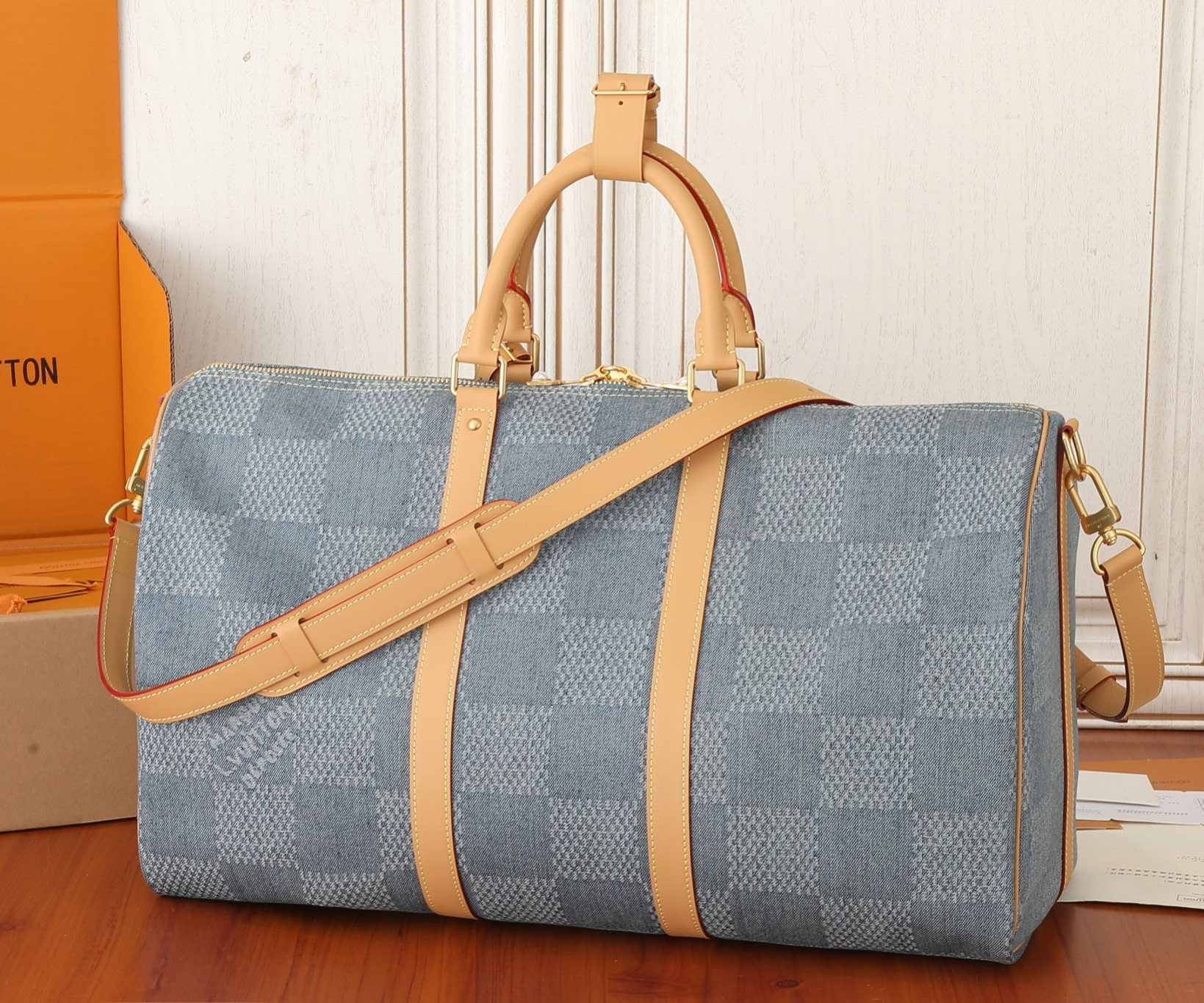 LV Keepall Bandoulière 50 N40739 19.7 x 11.4 x 9.1 inches