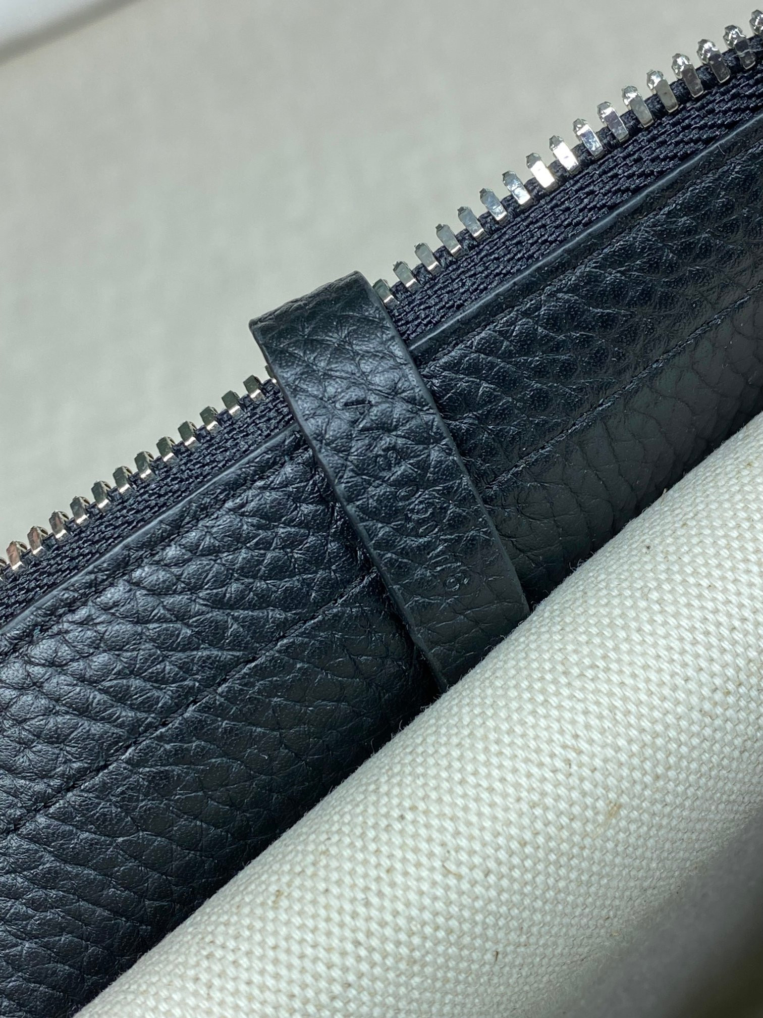 Go*ard chic du chien 41x30x16.5cm