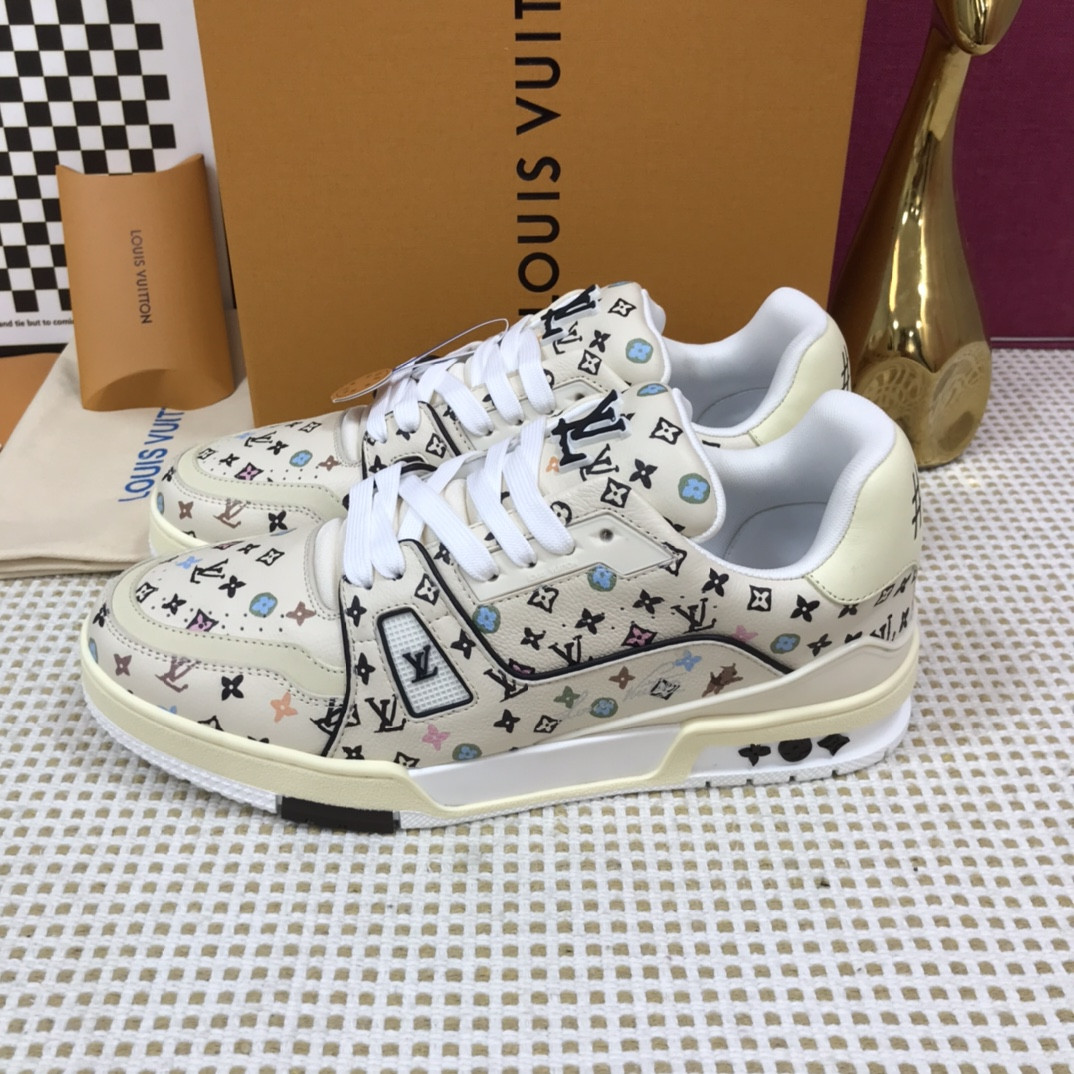 UA LV Trainer Sneaker