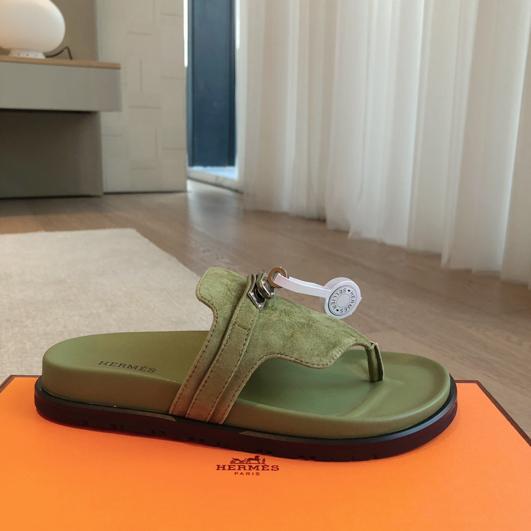 UA Hermès Empire sandal