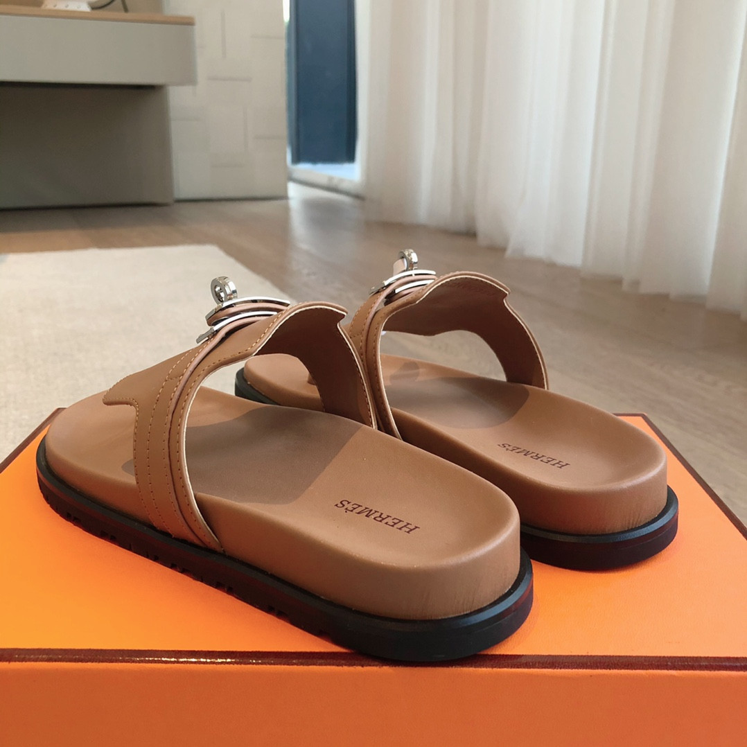 UA Hermès Empire Sandal