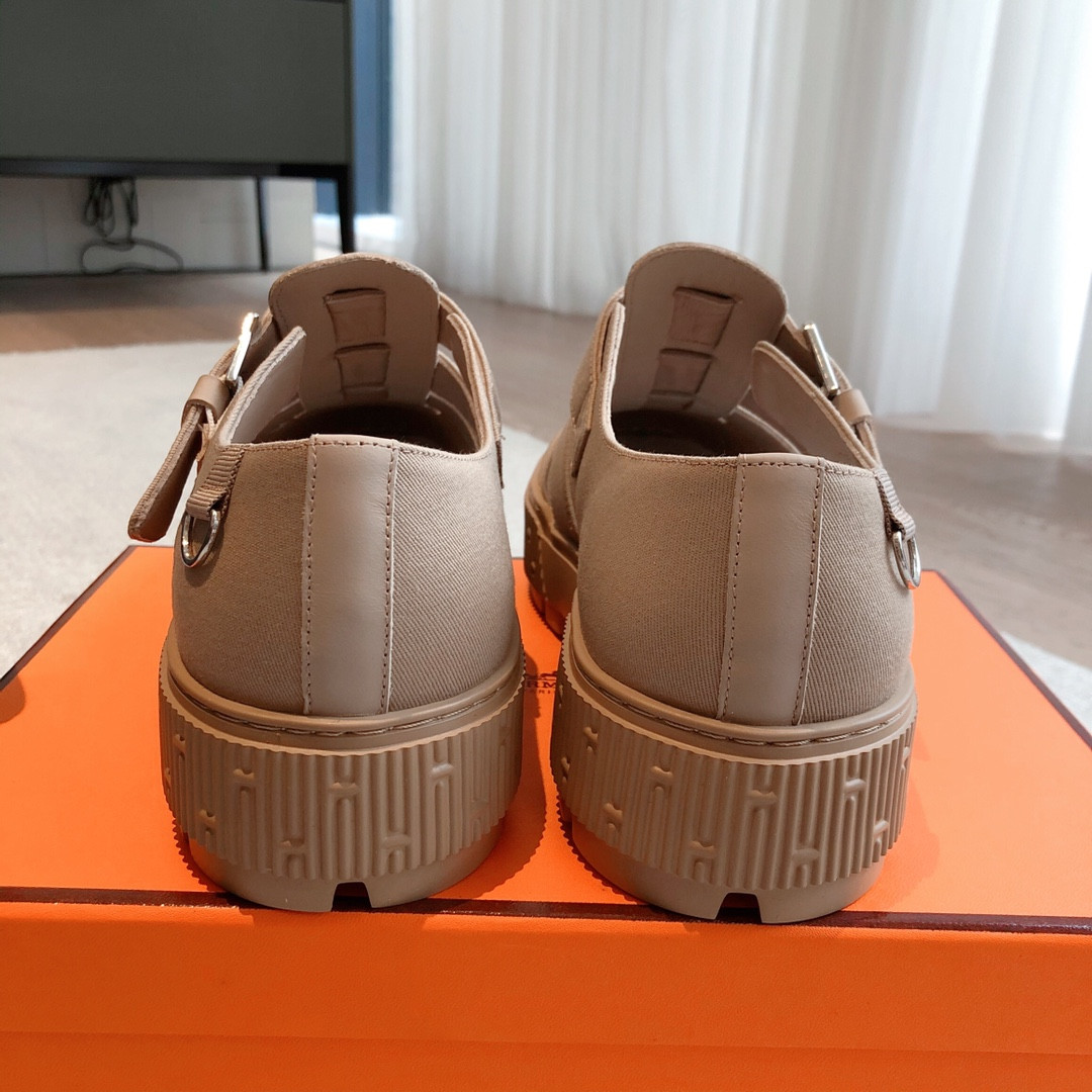 UA Hermès Item sandal