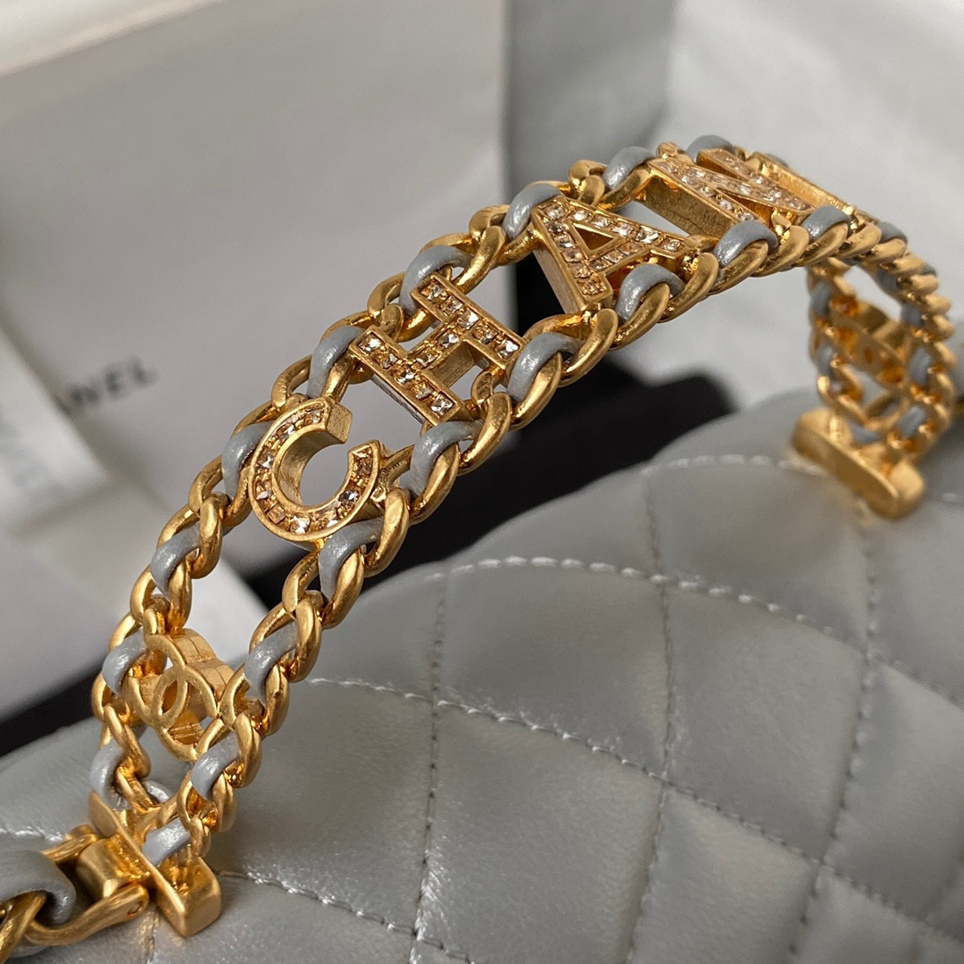 MINI FLAP BAG WITH TOP HANDLE 24C 12x20x6cm